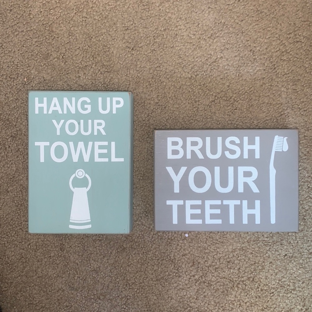 ‼️ACCEPTING ANY OFFER ‼️ Bathroom accessories